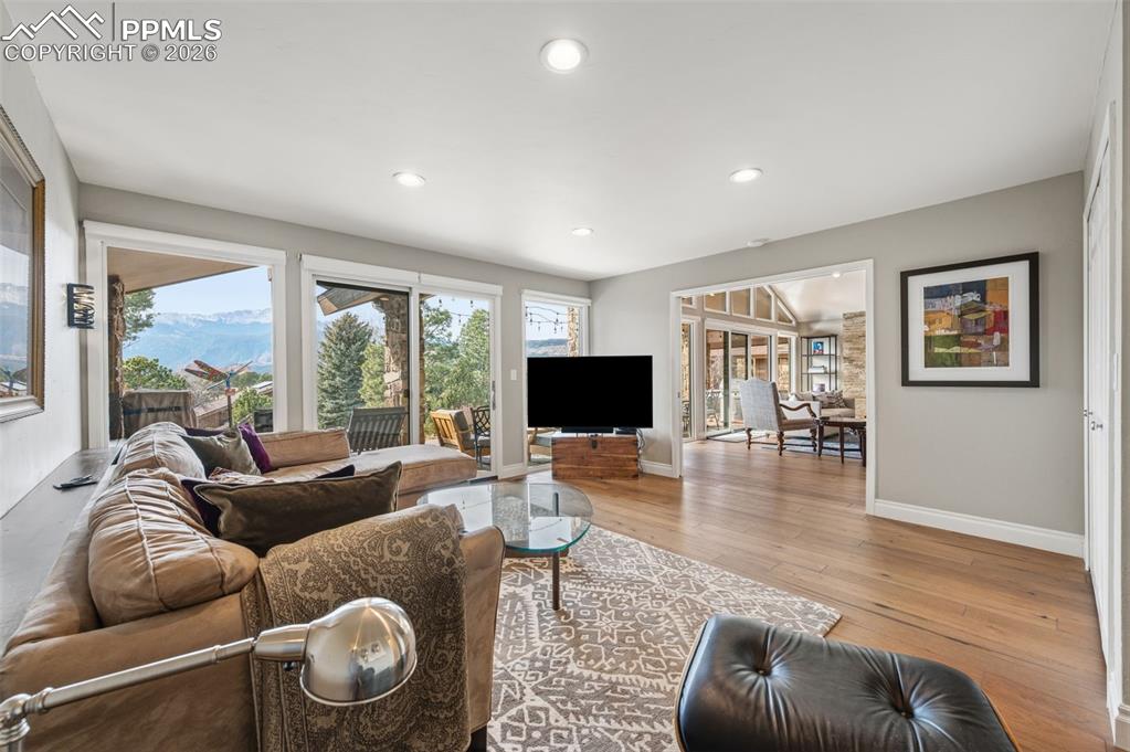 Image 20 of 50: No Description Available