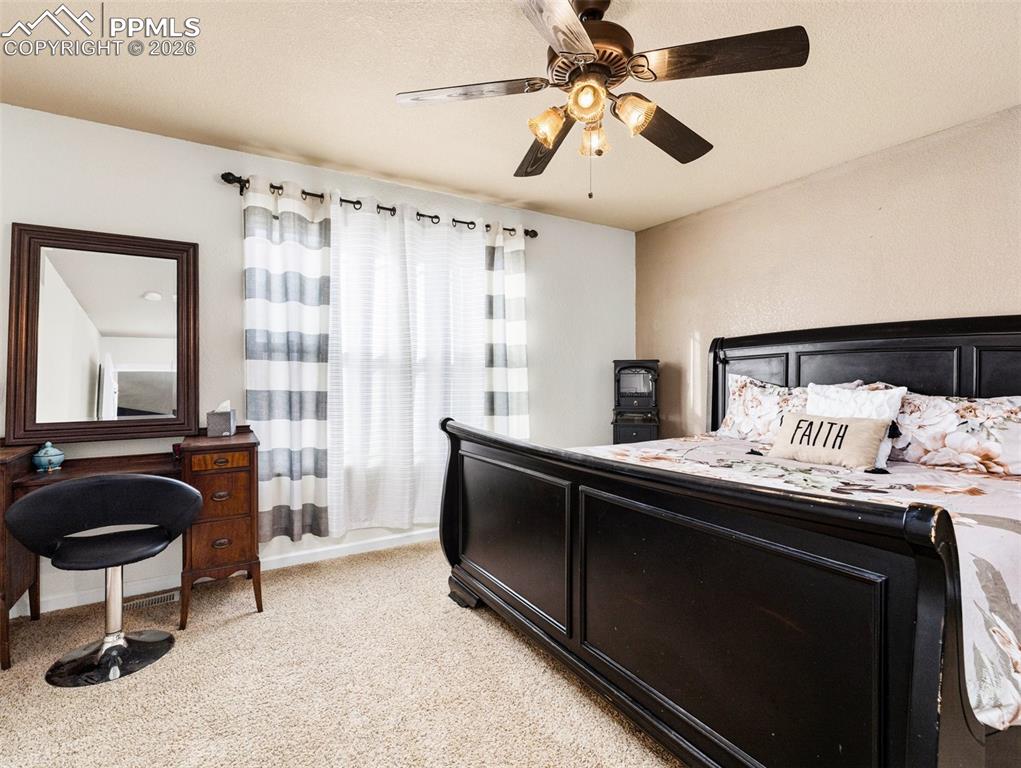 Image 15 of 43: Bedroom