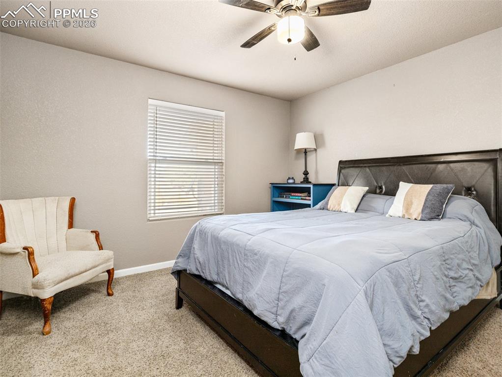 Image 22 of 43: Bedroom