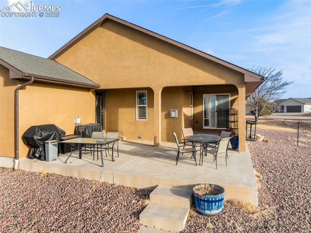 Image 38 of 43: Back of Structure