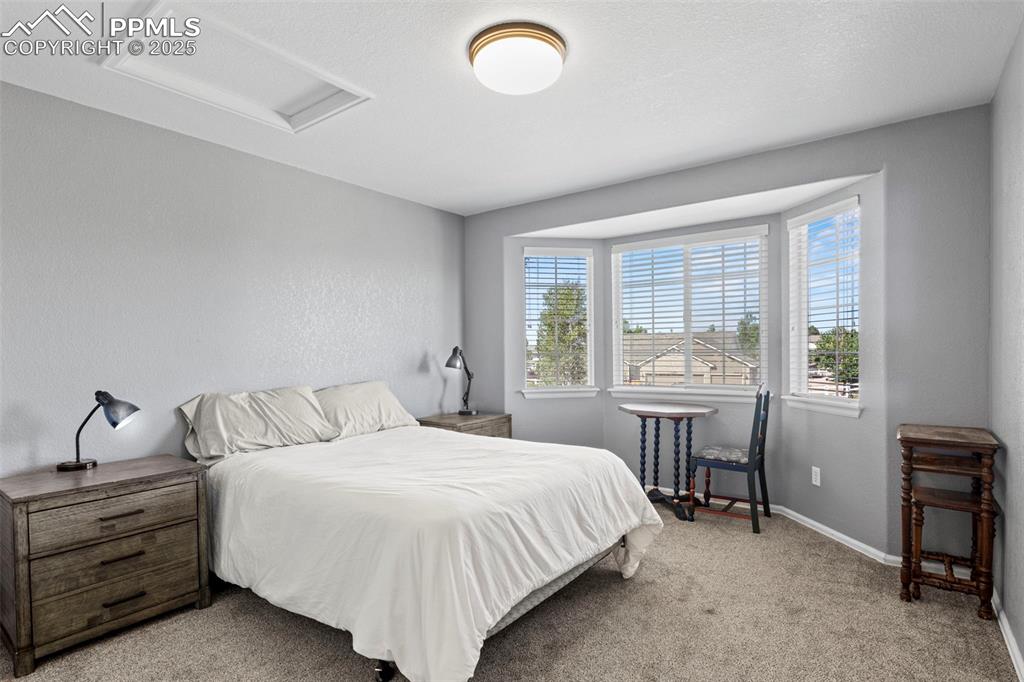 Image 17 of 49: Bedroom