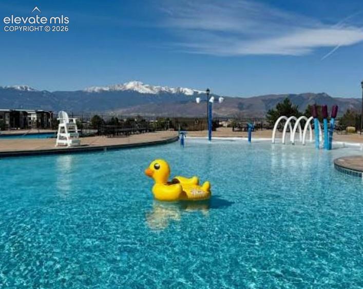 Image 45 of 47: Pool