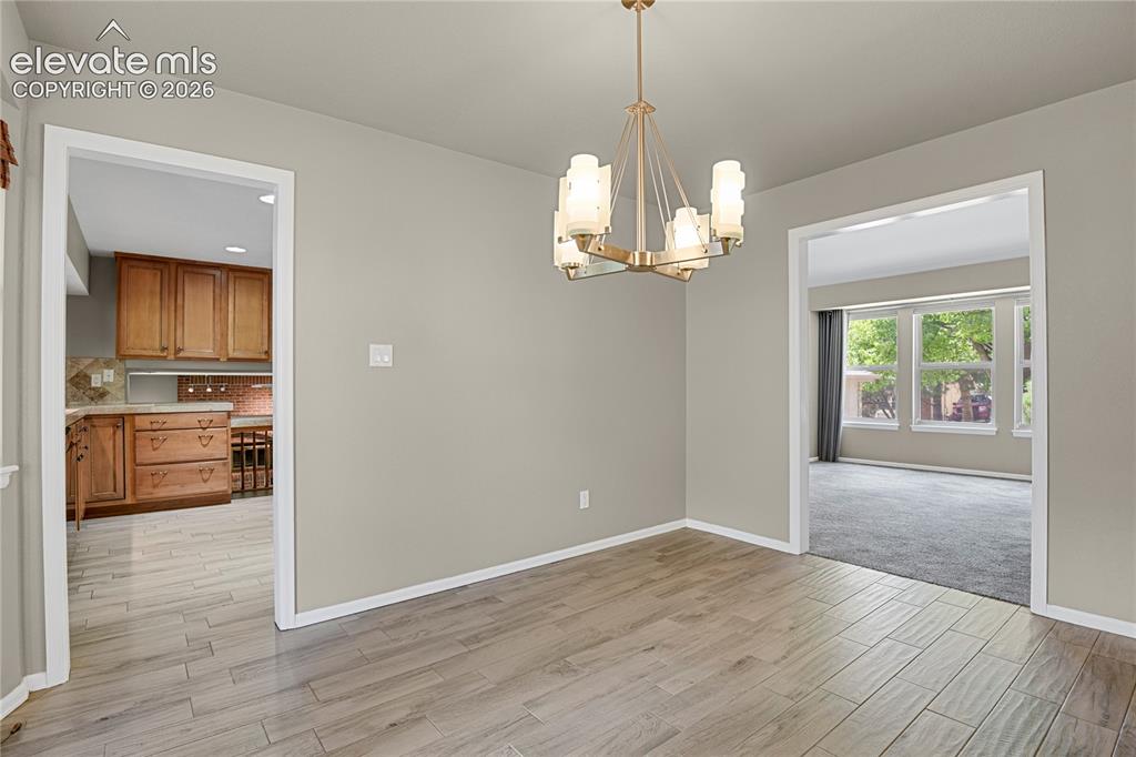 Image 13 of 50: Dining Room