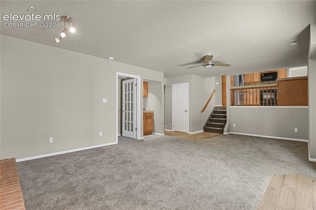 Image 21 of 50: Family Room