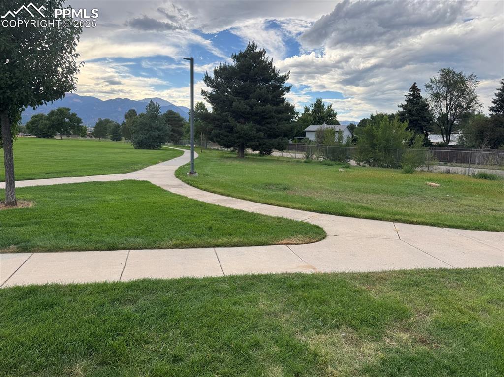 Image 31 of 40: Deerfield Park