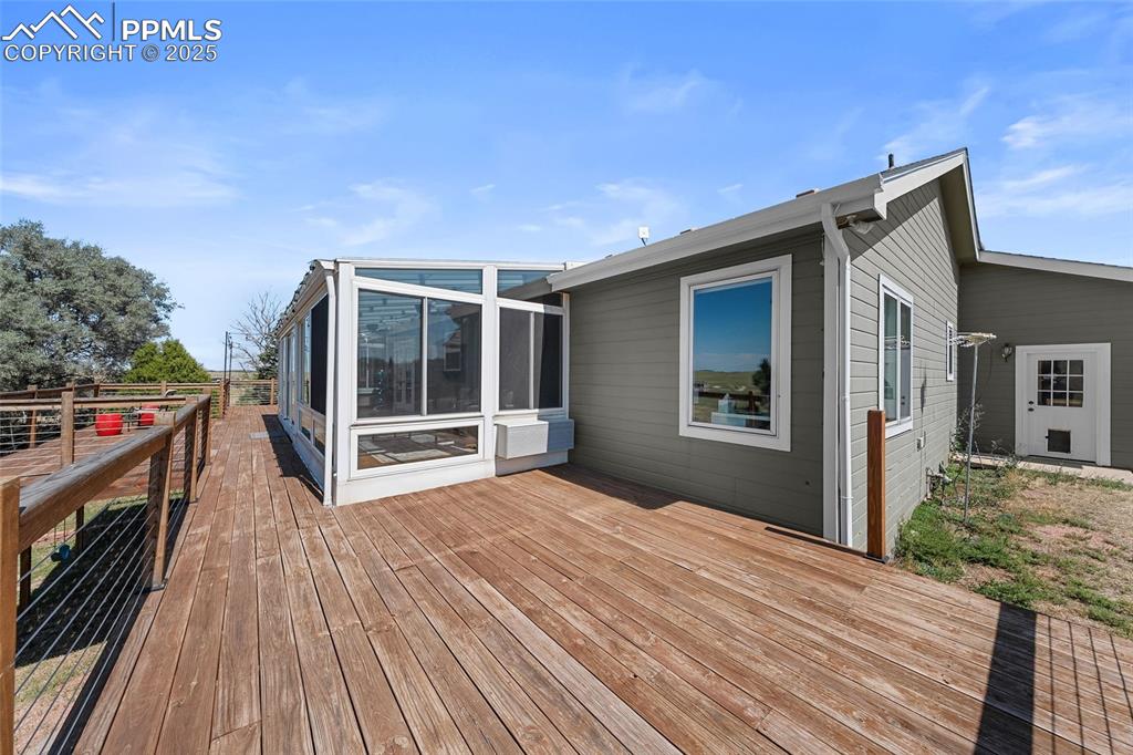 Image 35 of 46: Deck