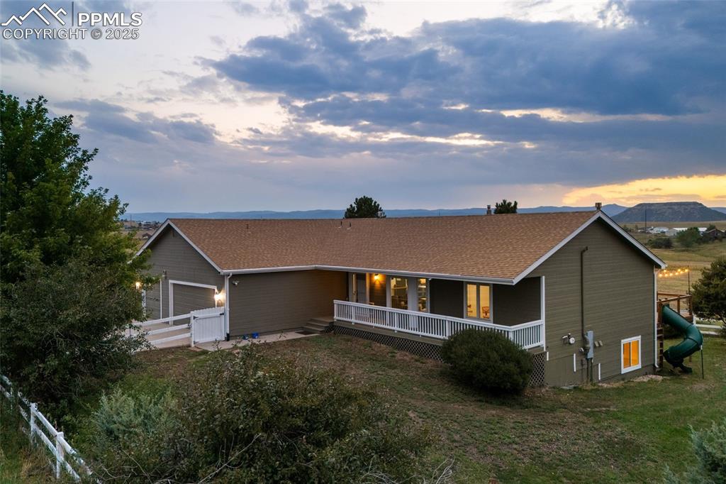 Image 7 of 46: Back of Structure