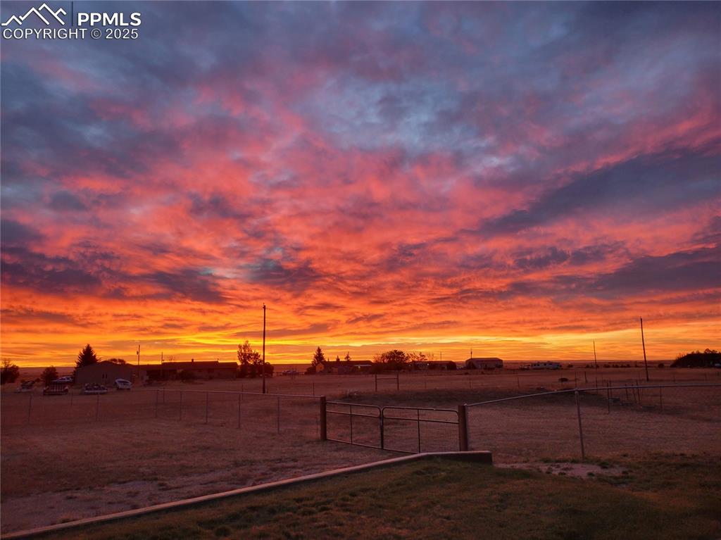 Image 33 of 33: Sunrise to the east