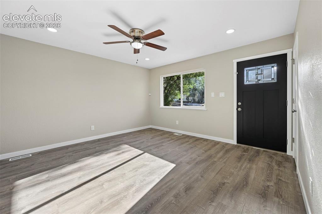 Image 14 of 42: Living Room