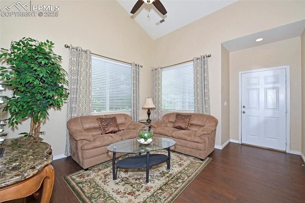 Image 2 of 26: Living Room