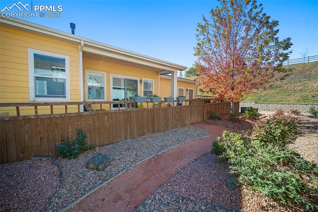 Image 37 of 50: Back of Structure