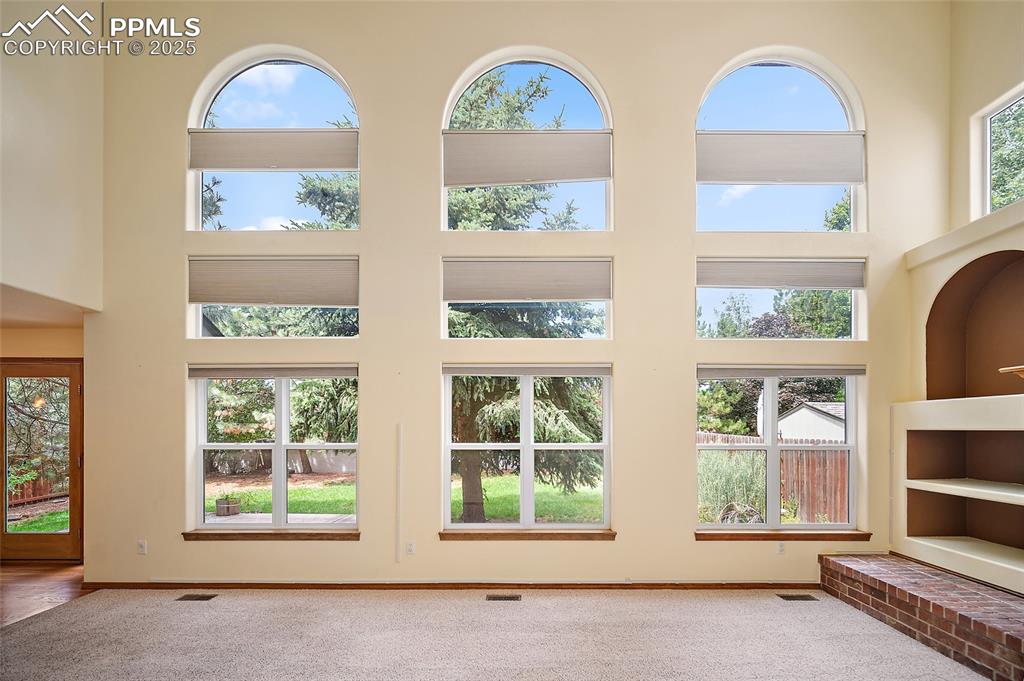 Image 12 of 35: Living Room