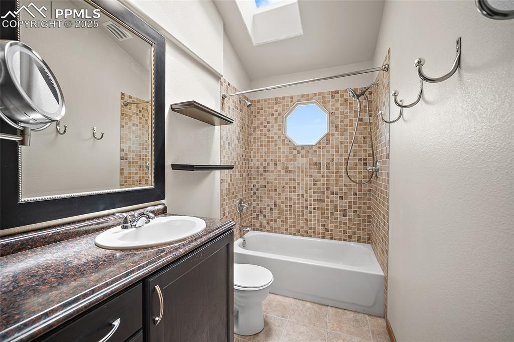 Image 18 of 35: Other