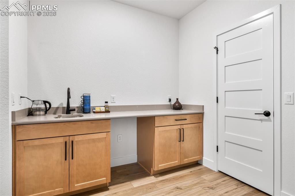 Image 32 of 50: Family Room