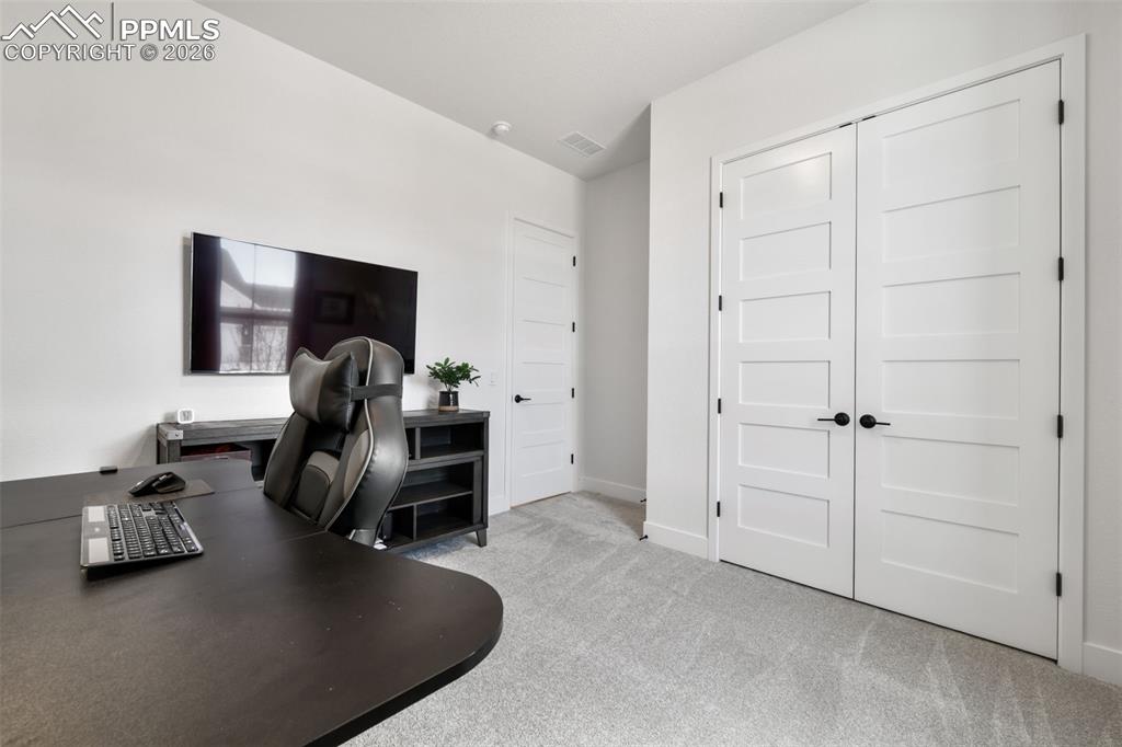 Image 5 of 50: Floor Plan