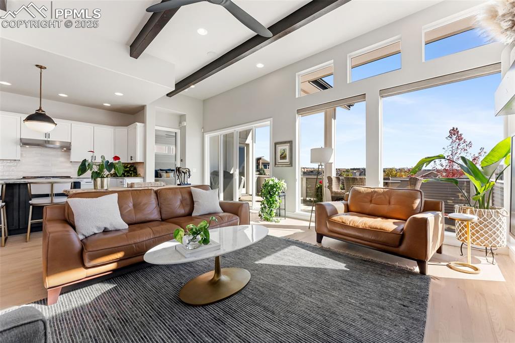 Image 14 of 50: Living Room