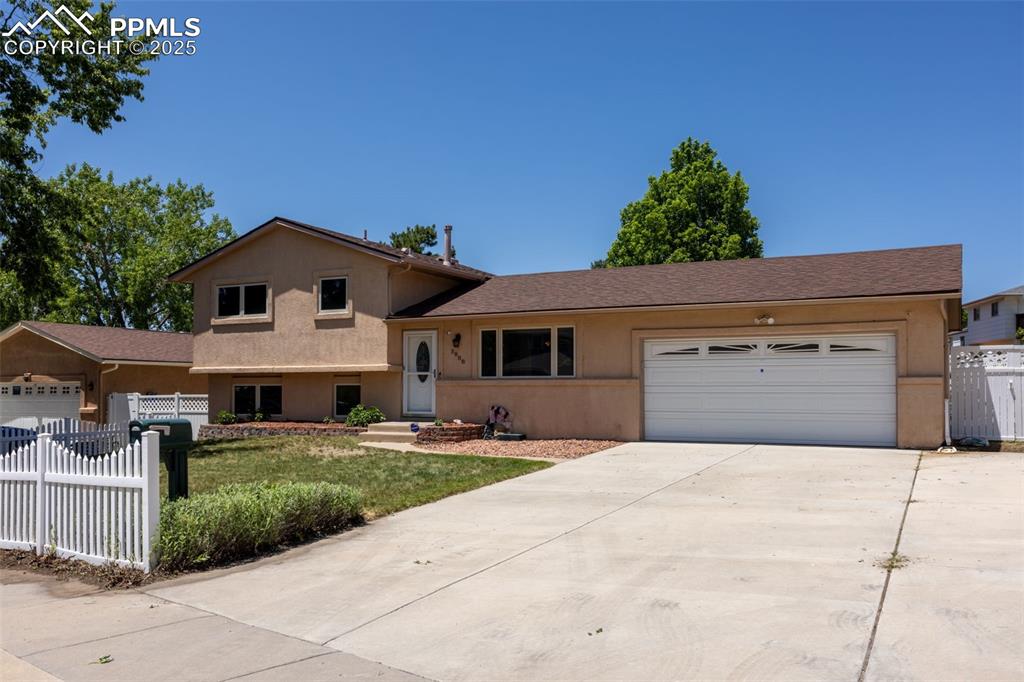 Image 24 of 25: Front of Structure