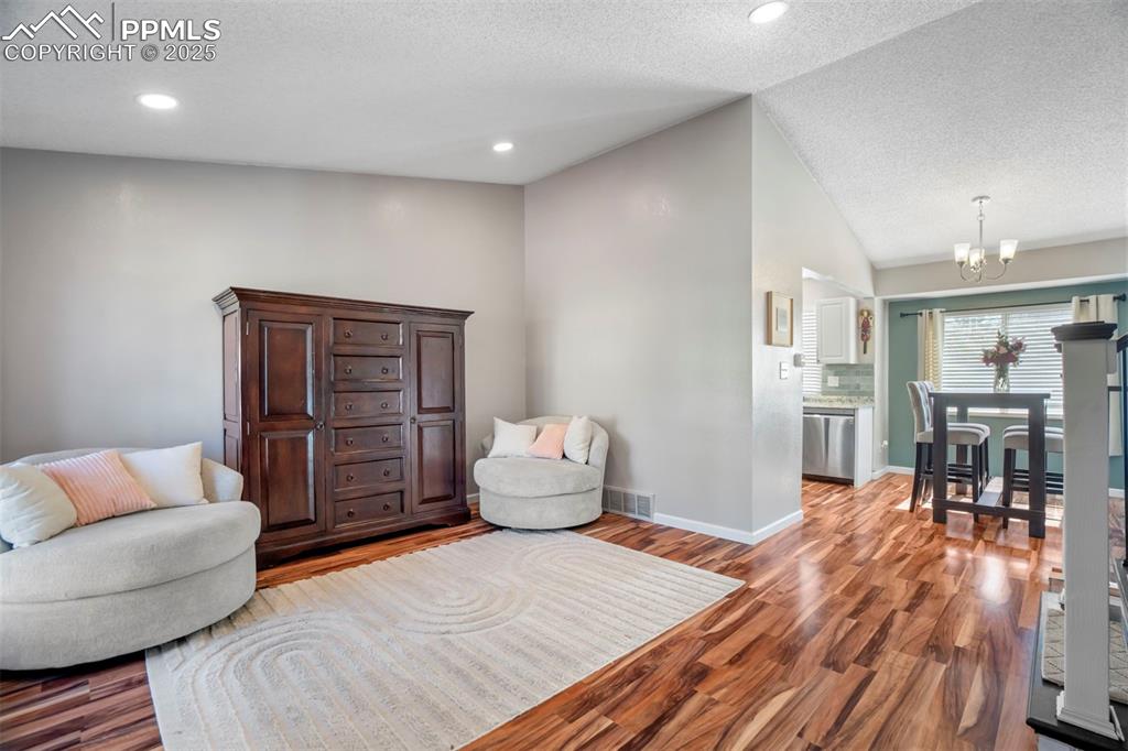 Image 17 of 43: Sitting Room