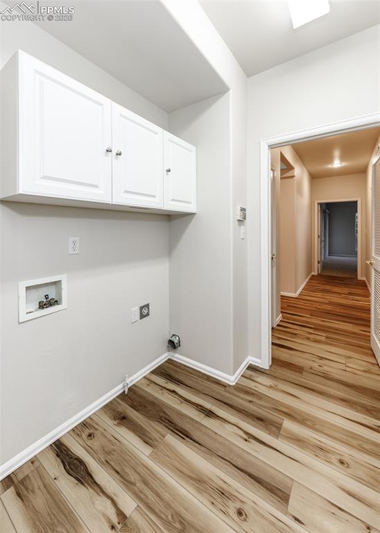 Image 26 of 39: Laundry