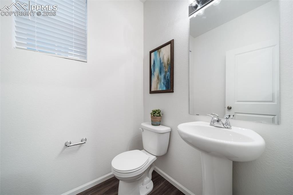 Image 30 of 37: Photos of a model home