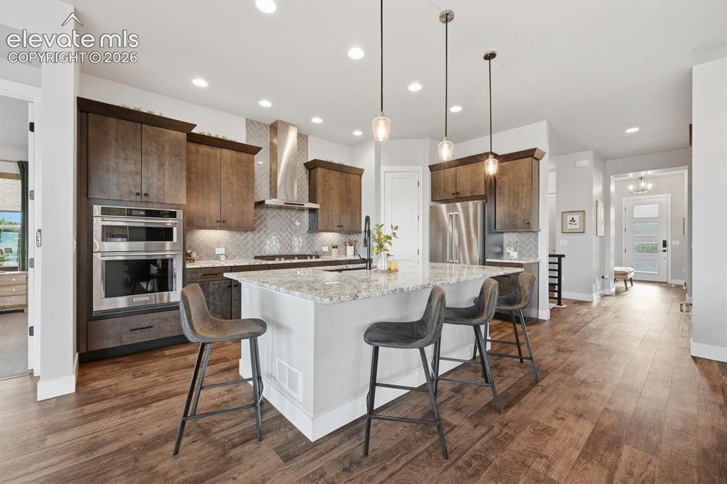 Image 13 of 44: Kitchen