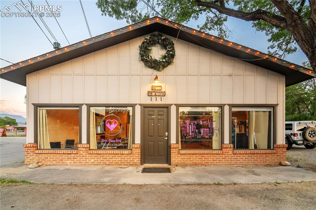 Caption: Front of Structure