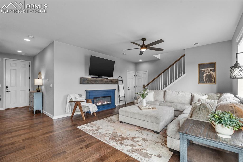 Image 18 of 50: No Description Available