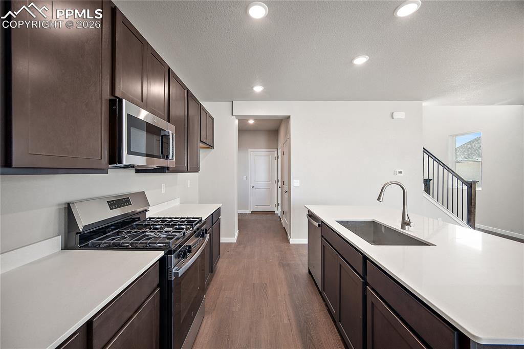 Image 13 of 42: Kitchen