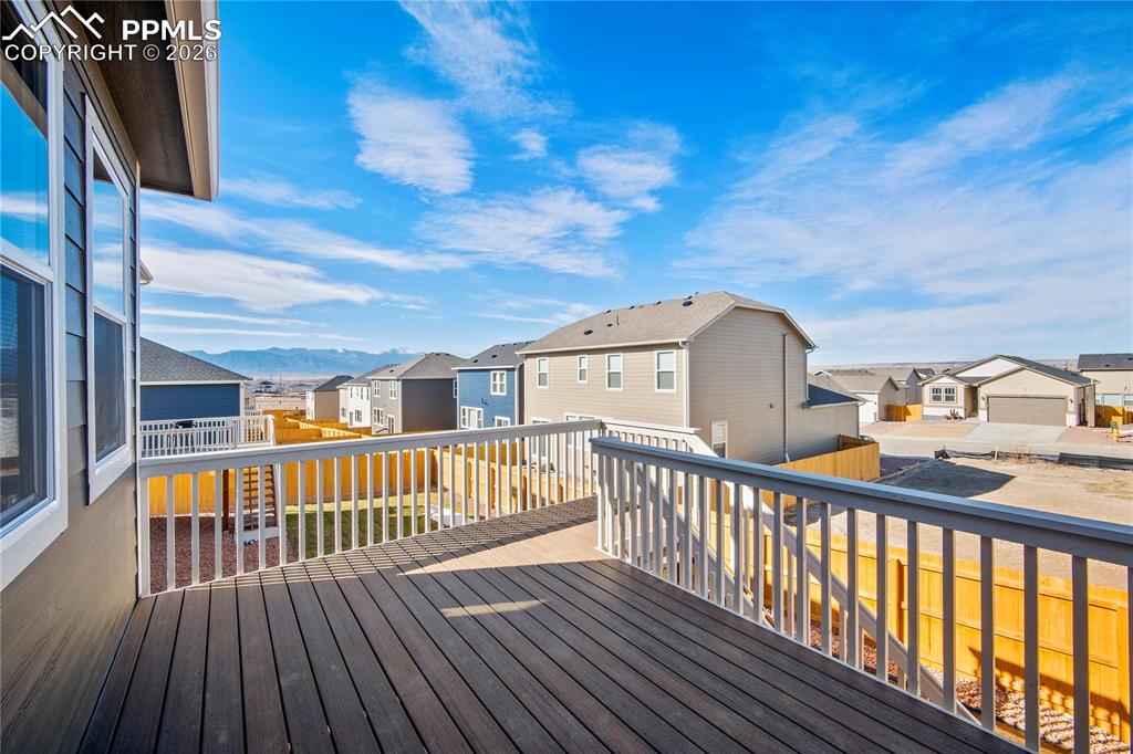 Image 39 of 42: Deck