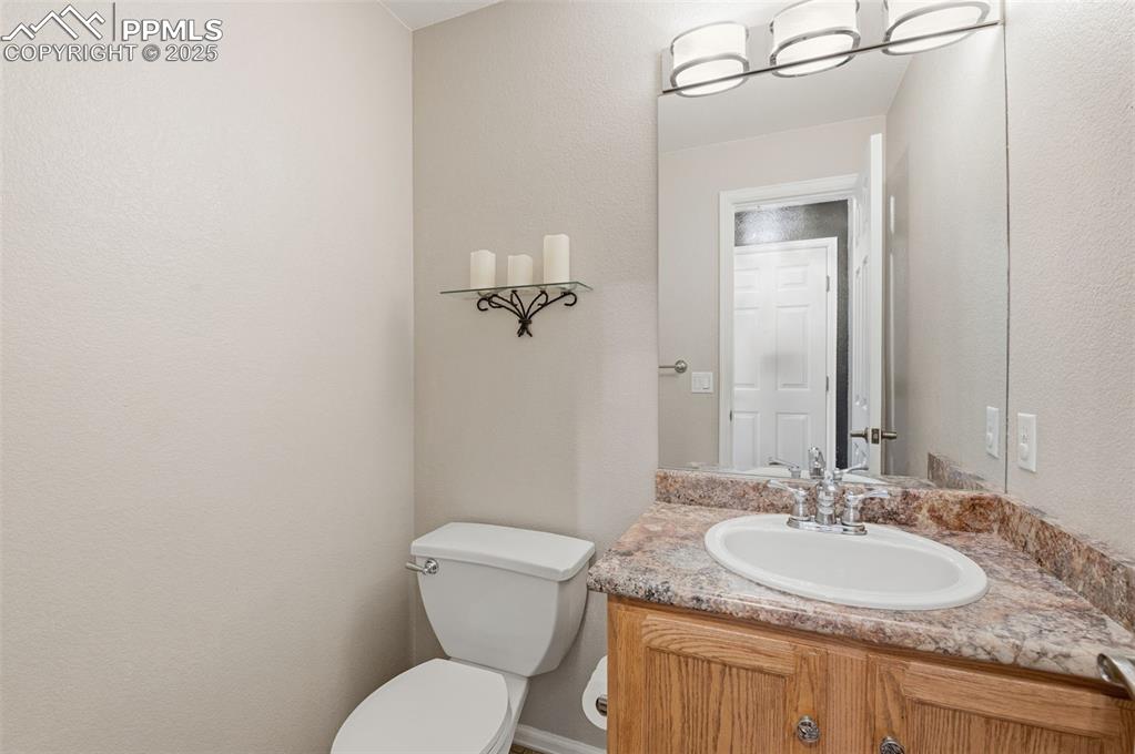 Image 20 of 50: Bathroom