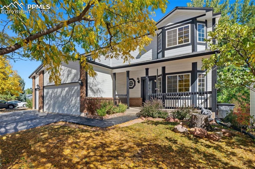 Image 3 of 50: Front of Structure