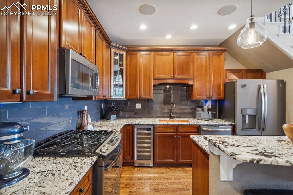 Image 12 of 49: Open Kitchen Concept