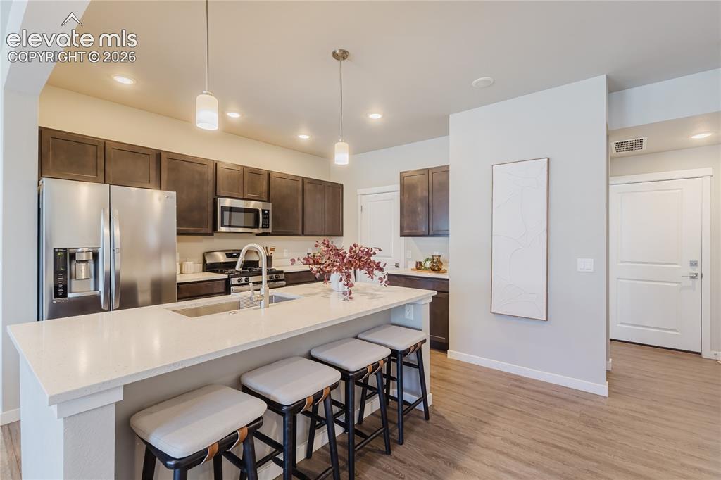 Image 3 of 21: Kitchen/Entry