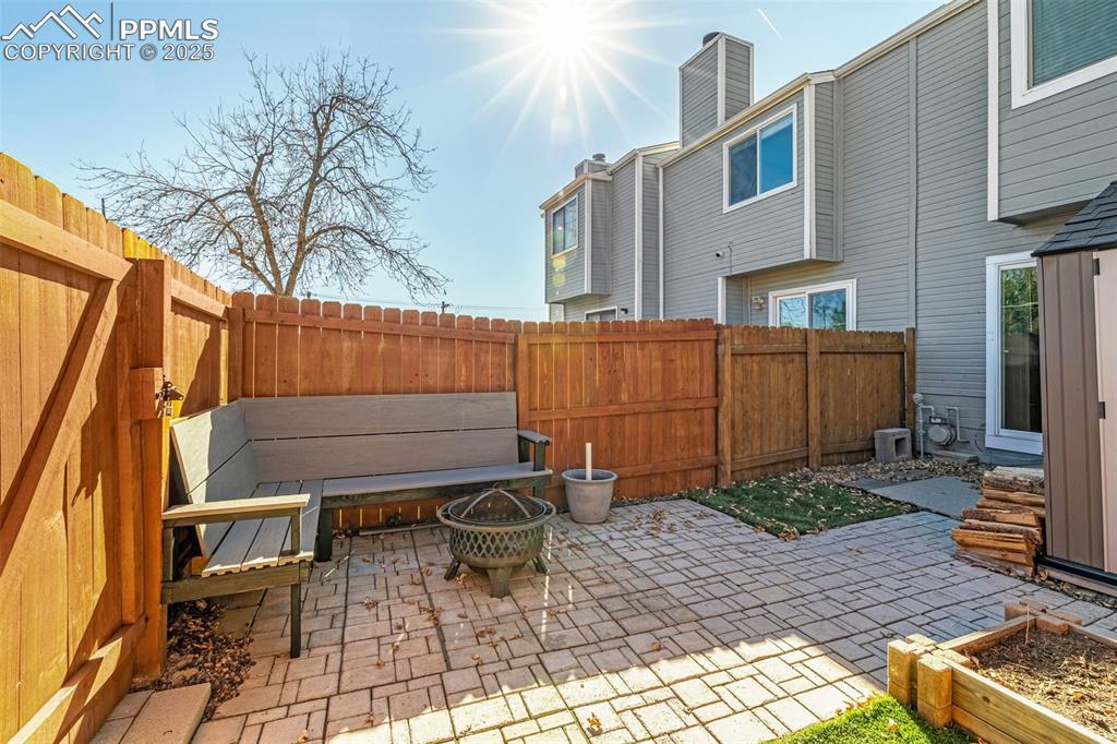 Image 28 of 29: Patio