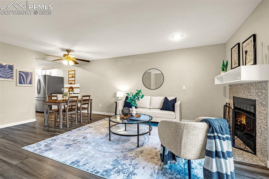 Image 7 of 29: Living Room