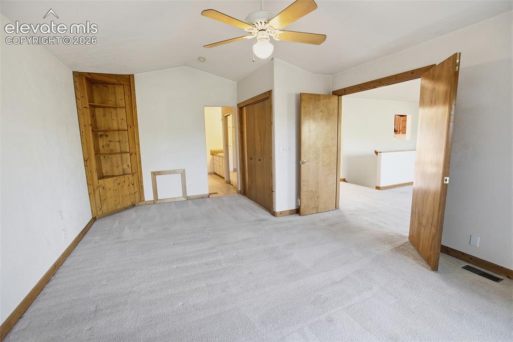 Image 32 of 42: Master Bedroom