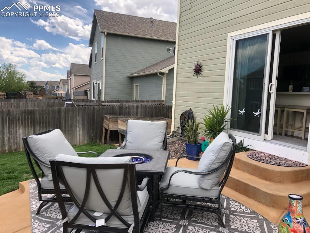 Image 20 of 30: patio - Anderson Sliding Glass Door 