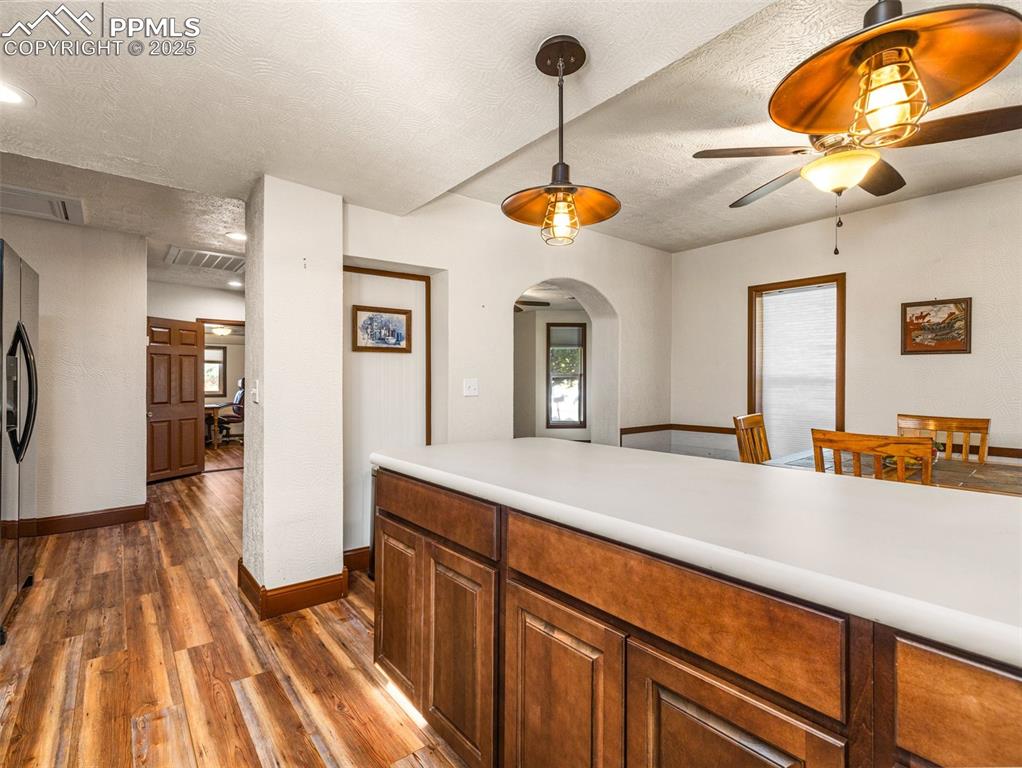 Image 7 of 39: Kitchen