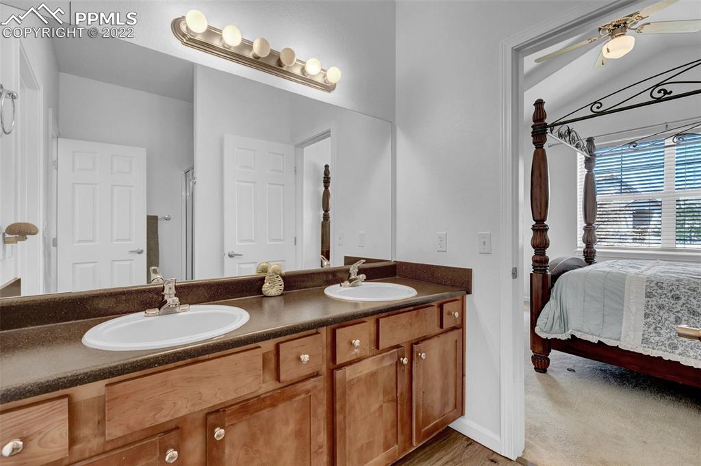 Listing 5438412, Image 13 of 42