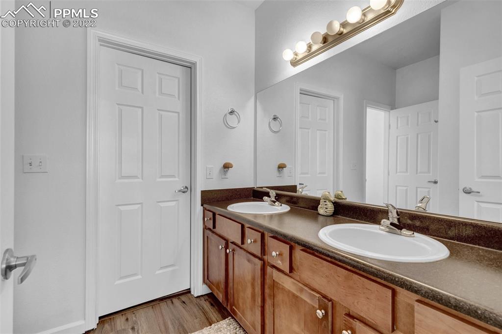 Listing 5438412, Image 15 of 42