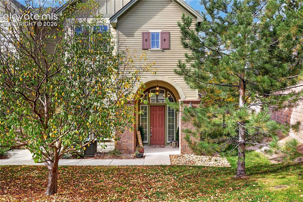 Caption: Tucked in a quiet end unit, 3335 Gladstone Creek Court