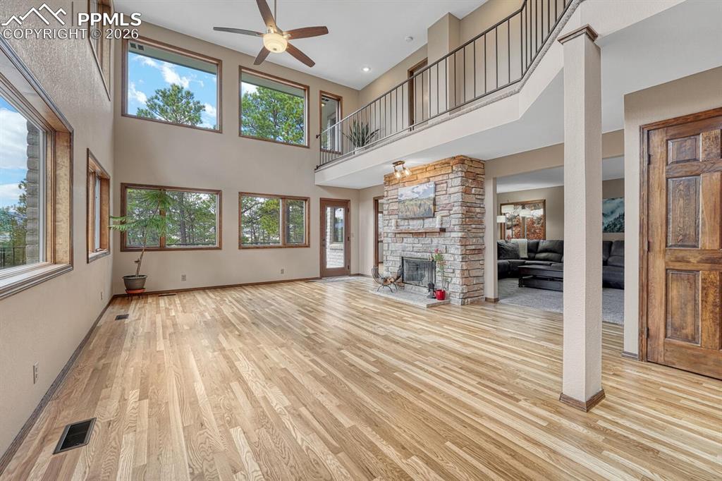 Image 5 of 48: Living Room