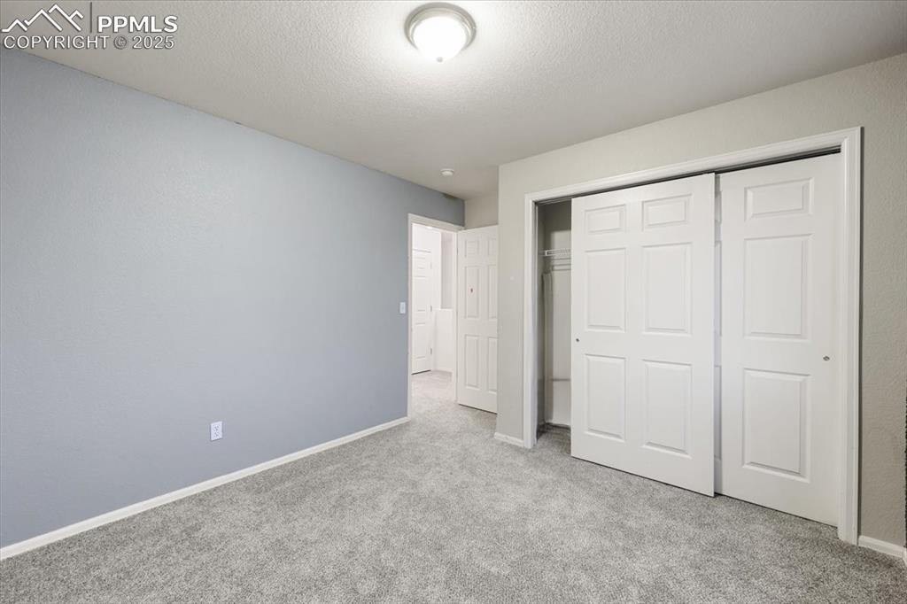 Image 32 of 42: Bedroom