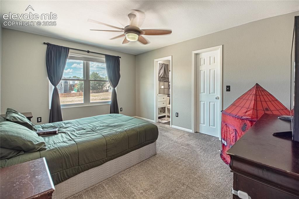 Image 9 of 28: Bedroom
