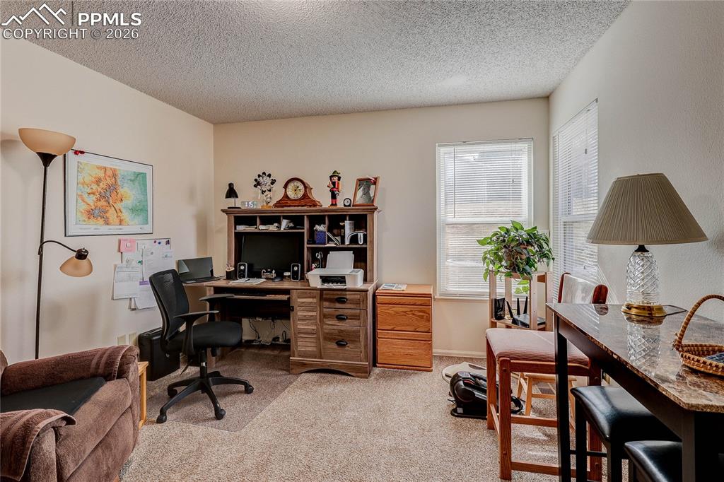 Image 10 of 23: Office