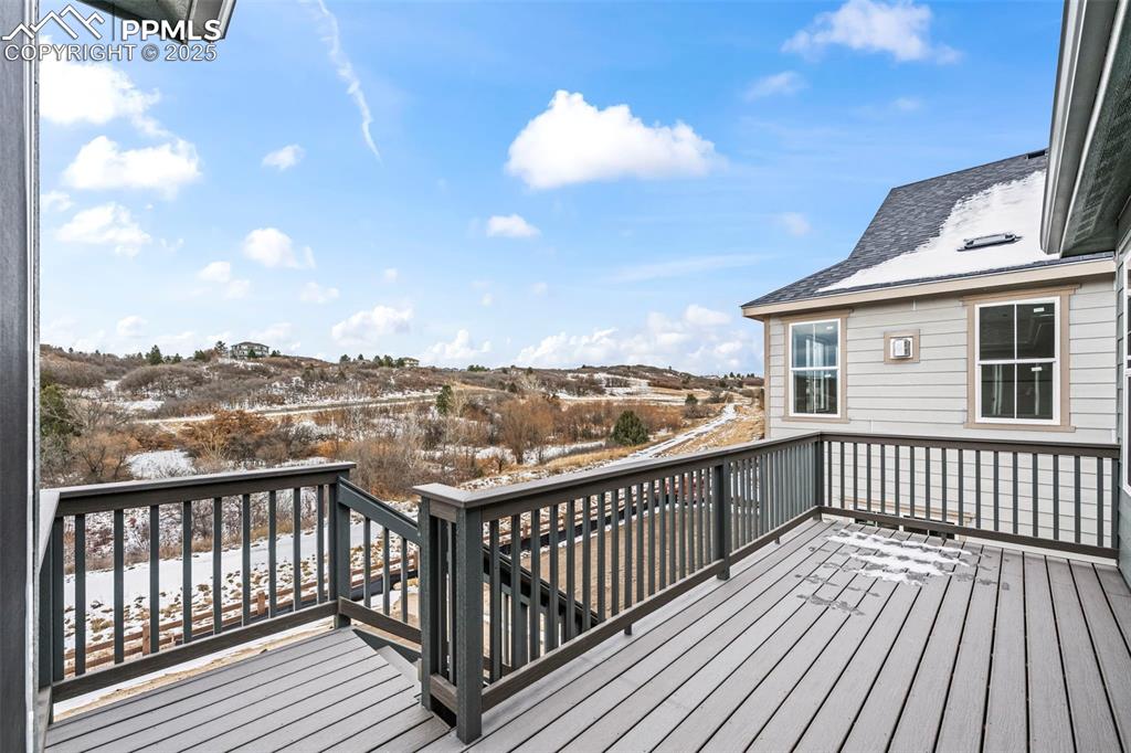 Image 11 of 28: Deck