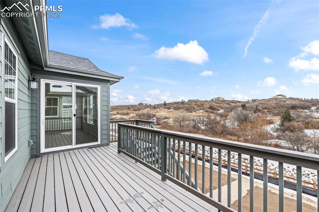 Image 12 of 28: Deck