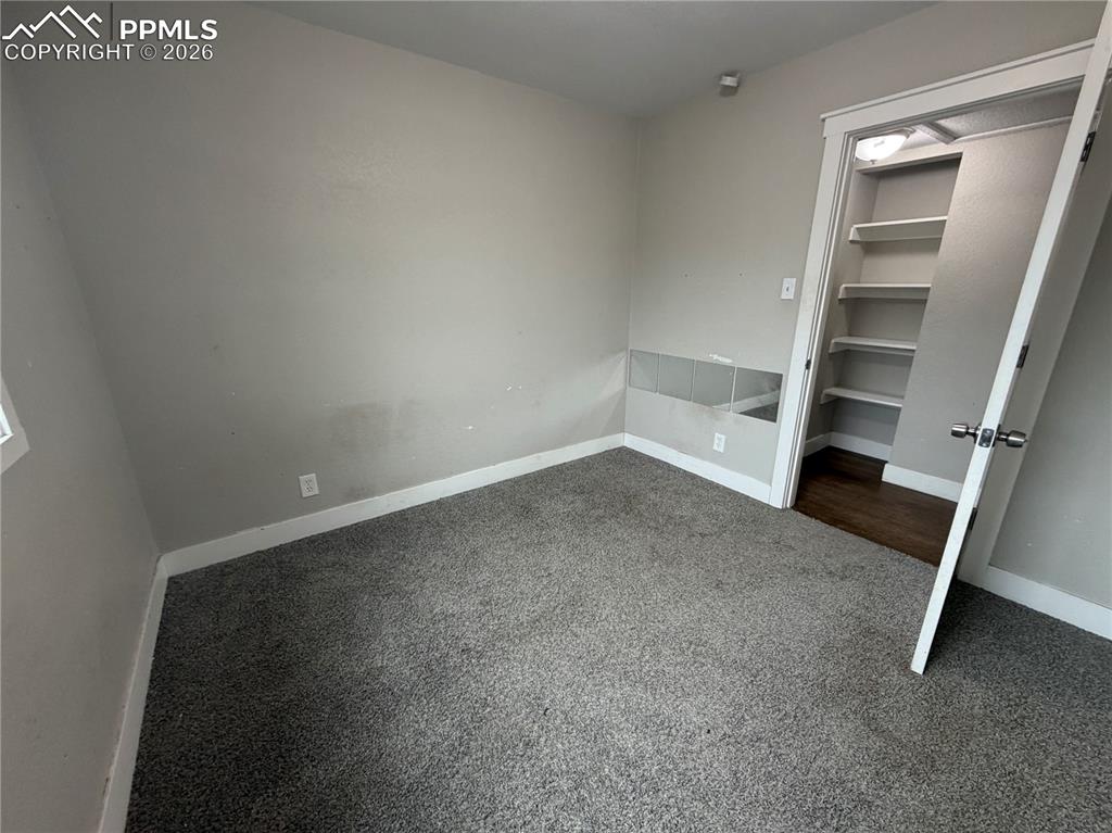 Image 11 of 19: Bedroom