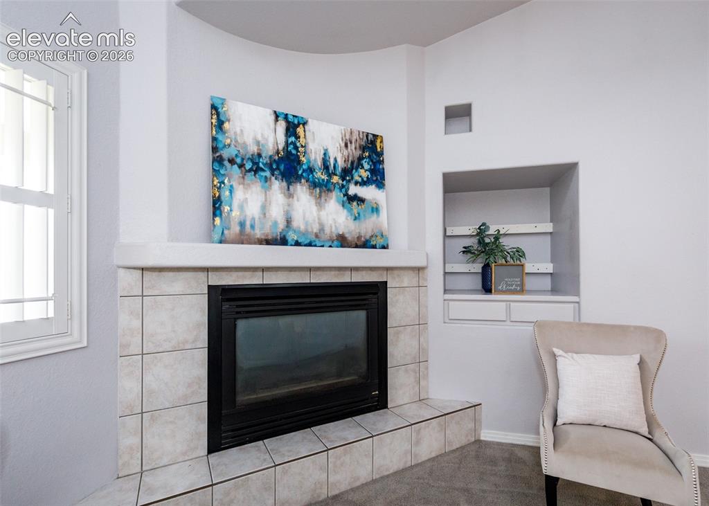 Image 10 of 50: Fireplace