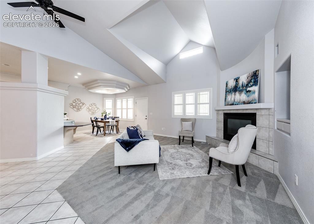 Image 9 of 50: Living Room
